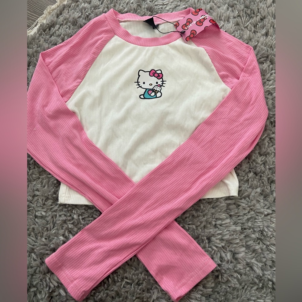 SOLD Hello kitty crop top